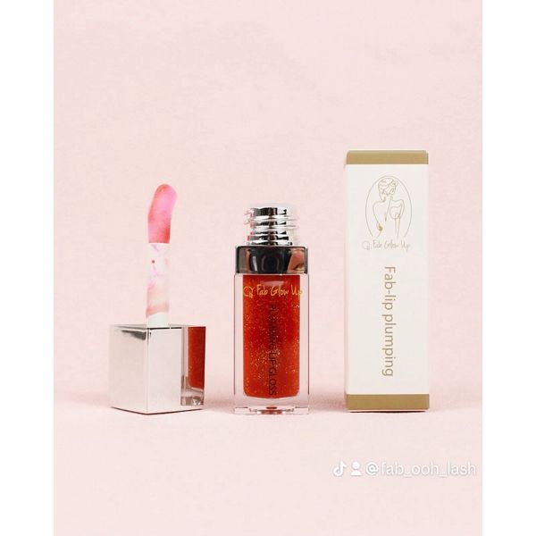 lip plumper gloss