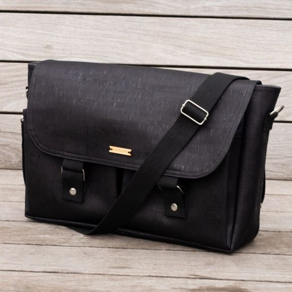 NOMAD messenger bag | COAL - Black & Gray