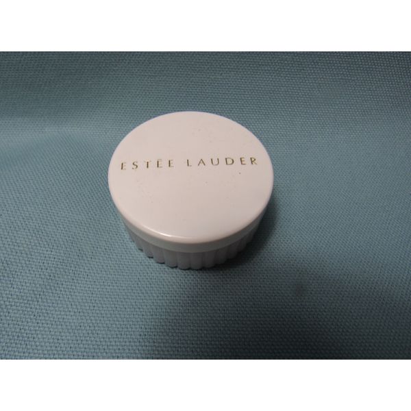 ESTEE LAUDER LUCIDITY MEDIUM-02 TRANSLUCENT LOOSE POWDER