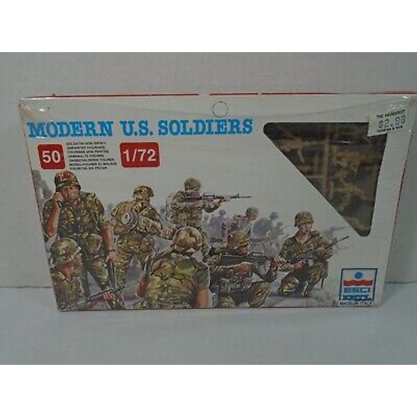 1988 ERTL--MODERN US SOLDIERS--MODEL KIT (NEW) 1/72 SCALE