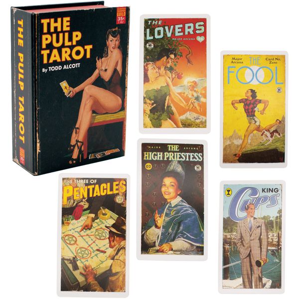 Pulp Magazines Themed Tarot Card Deck - with Characters from The History of Pulp Illustration - Boxed Set with 78 Cards