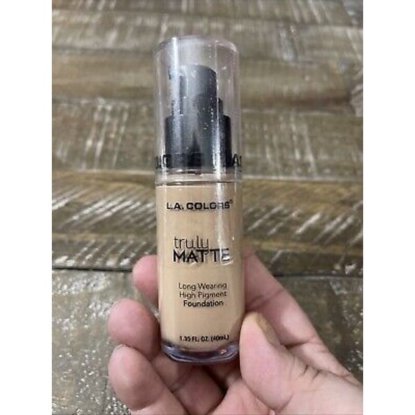 LA Colors Truly Matte Foundation CLM355 Medium Beige