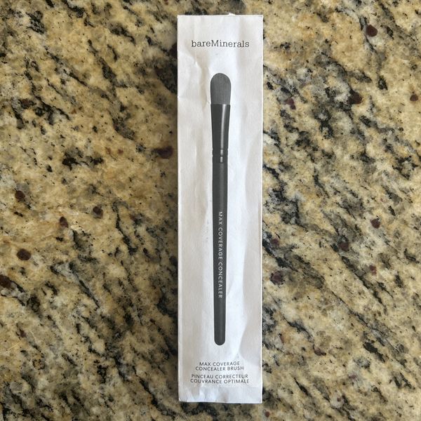 bareMinerals Escentuals Maximum Coverage Concealer Brush - Black