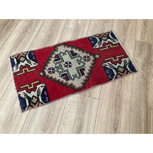 Turkish Rug, Vintage Rug,Doormat Rug, Boho Deco,Handmade Rug,Carpet 1,3 x 2,7 ft