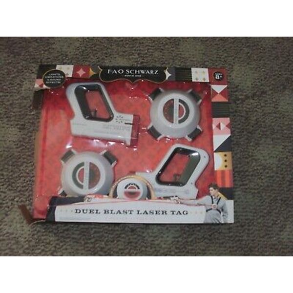 FAO Schwarz Duel Blast Laser Tag Set