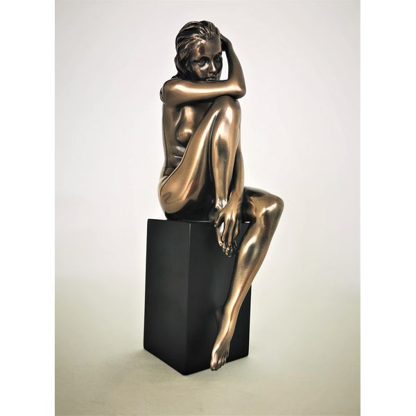 Body Talk Sculpture Woman #75749
