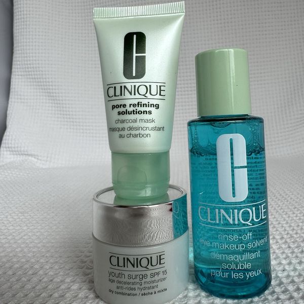 Clinique Youth Surge SPF 15 .5 Oz Pore Refining Solutions Mask 1 Oz Rinse-Off