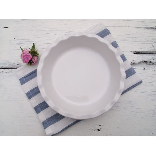 Emile Henry Made In France 9 Inch Pie Dish, White