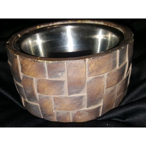 6 inch Faux Wicker Type Stainless Steel Pet Bowl.