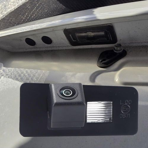 1280 * 720 Pixel Car Rear View Backup Camera Replacement for Holden Commodore HSV VE V6 V8 Ute SS Berlina Sedan Wagon G8 GT VX VZ VY VF VR VS Maloo Senator Calais Clubsport Waterproof Night Vision