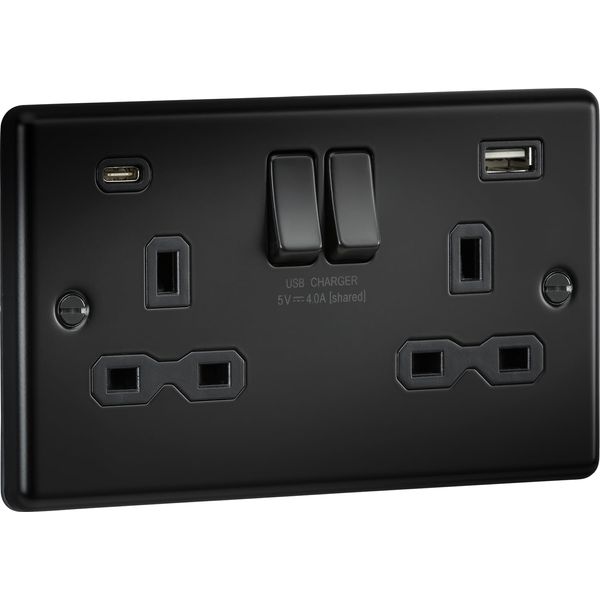 Knightsbridge 13A 2G SP Switched Socket with Dual USB C+A 5V DC 4.0A [Shared] - Matt Black with Black Insert