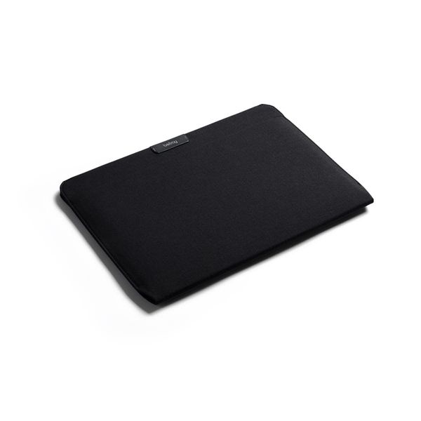 Bellroy Laptop Sleeve (Fits 16 Inch Laptop or MacBook, Slim Protective Case with Magnetic Closure) - Black