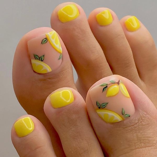 Short Square Press on Toenails Yellow Toenail Press on Summer Fake Toe Nails Tips Artificial Acrylic Green Leaves Yellow Lemon Designs Full Cover Toe Nails Press on Nails for Women and Girls 24Pcs