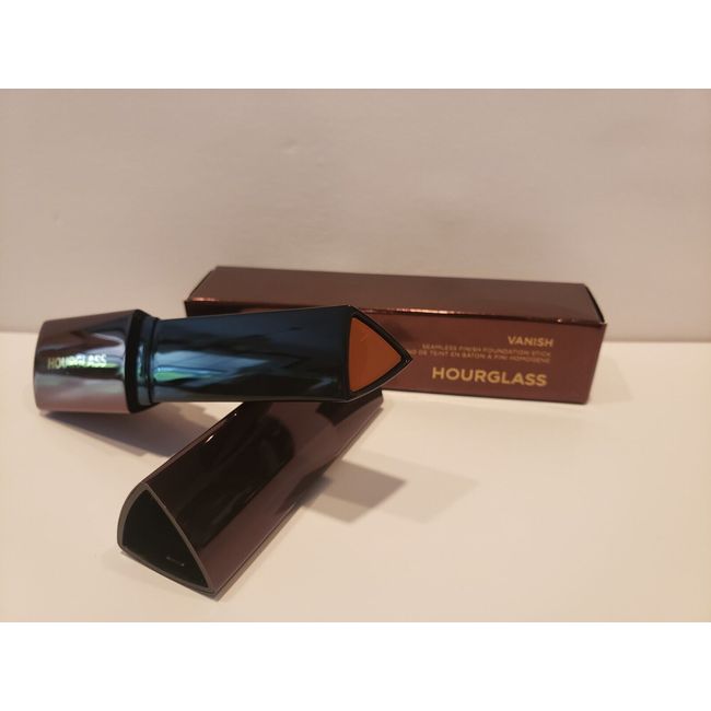 Hourglass ~ Vanish Seamless Finish Foundation Stick ~ Walnut ~ #16 ~ NIB