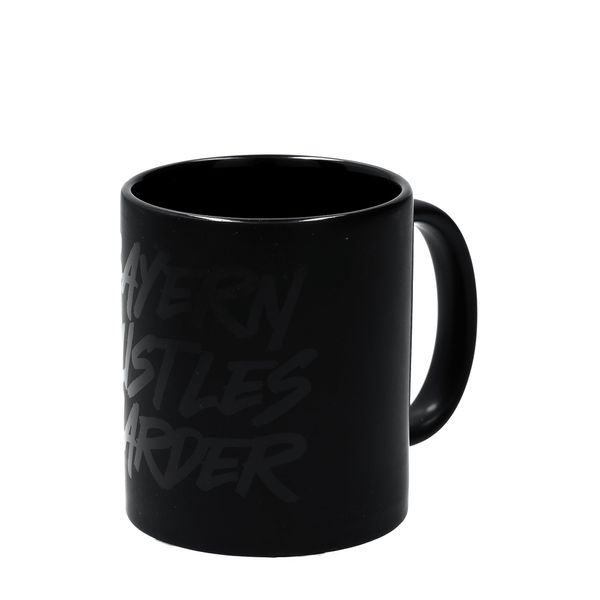FC Bayern München | Mug Hustles Harder | Black