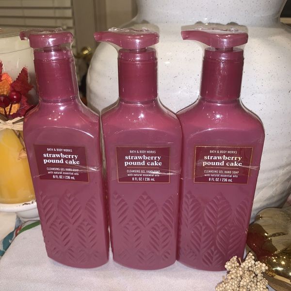 Bath & Body Works Cleansing Gel Hand Soap Lot of 3 STRAWBERRY POUND CAKE