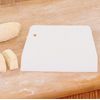 DOUGH CUTTER CAKE CREAM SMOOTHER SCRAPER SPATULA BAKING TOOLS PASTRY KNIFE WHITE