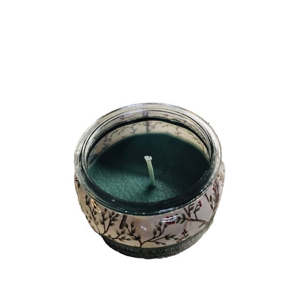 Greenbrier Berries & Evergreen Scented Candle: 3.0oz/8.50gm