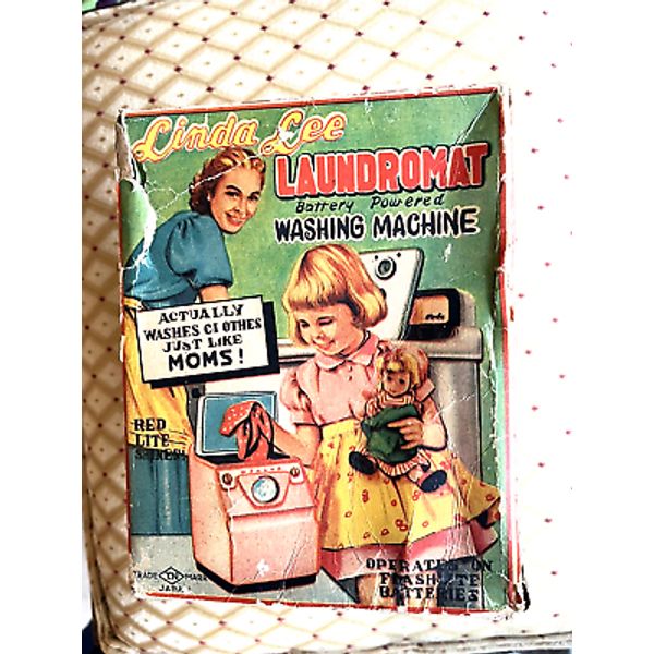 VTG "LINDA LEE LAUNDROMAT"  B/O  WASHING MACHINE/ORIG BOX #4607 "WESTINGHOUSE"