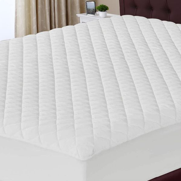 Sunshine Comforts Microfiber Small Double Mattress Protector Quilted-Non- Allergenic & Breathable Deep Non-Noisy Mattress Protector Small Double, Washable 4ft Mattress Protector (122 x 190cm)