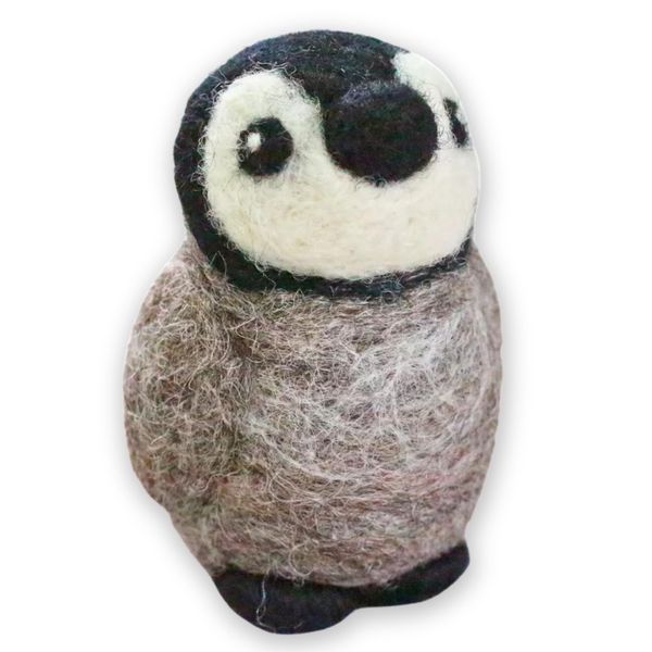 Hawthorn Handmade Baby Penguin Needle Felting Kit - Needle Felting Craft Kits for Adults & Kids, Includes 100% British Felting Wool, Felting Needles & Instructions - Approx 7.5cm Tall