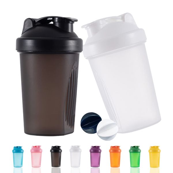 OOTD Protein Shaker Flasche 400 ml Auslaufsicher, BPA Frei, Eiweiß Shaker für Supplement Shakes mit Sieb & Skala, Fitness Mixer für cremige Whey Proteinpulver Shakes, (Black+White(2PCS)