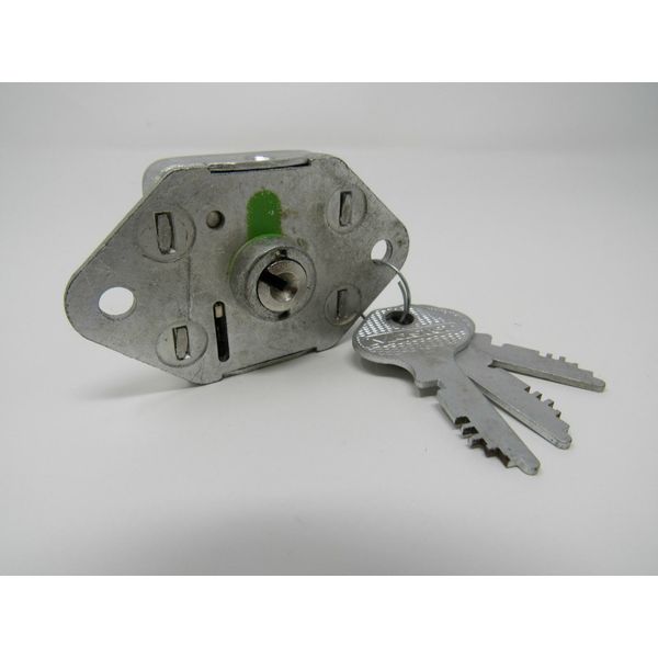 Master Lock Co Bolt Lock With Keys 30305 F63