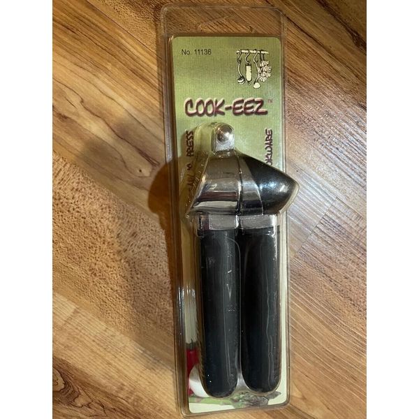 Cook Eez Garlic Press Tool - Black/Silver