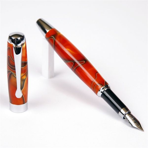 E425 - Orange & Black Fountain Pen