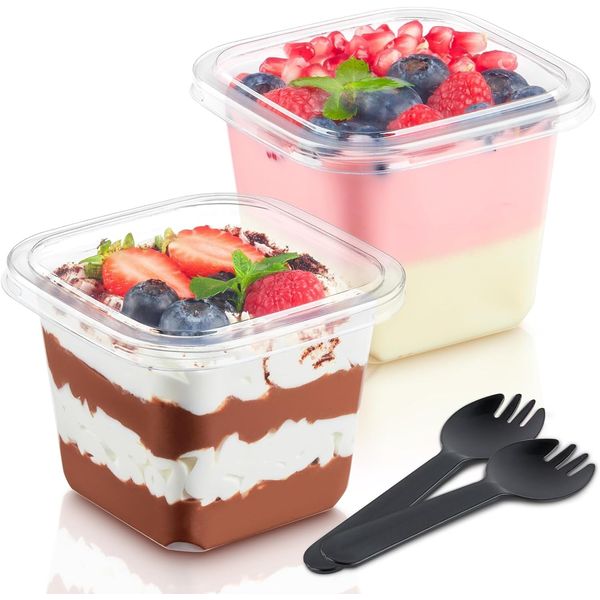Dessertbecher plastik mit deckel 360ml, 50 Stück Dessertbecher Eckig Plastik, Dessertschalen Wiederverwendbar, Dessertgläser mit Löffeln, Parfait Vorspeisenbecher für Tiramisu Desserts Pudding Mousse