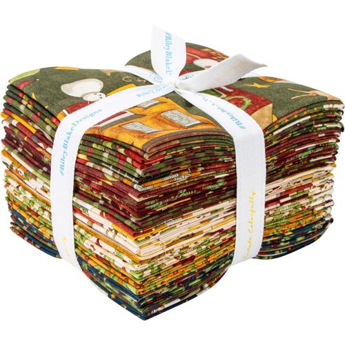 Teresa Kogut Up on The Housetop 21 Fat Quarters Riley Blake Designs FQ-14730-21