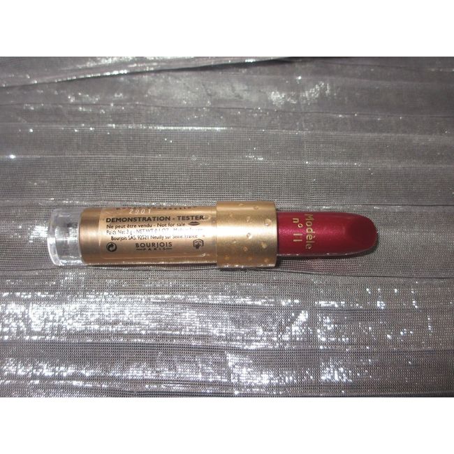 Bourjois tester lipstick # 11 deep / bright red  color