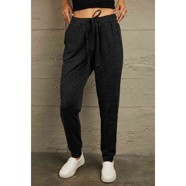 Double Take Leopard Print Joggers with Pockets - Black / S