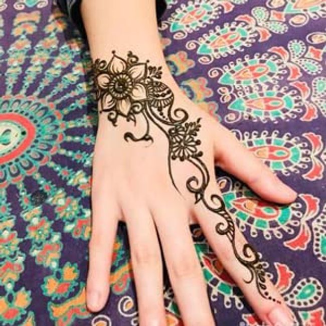 XMASIR Henna Tattoo Kit Stencils, 16 Sheets Temporary Reusable Tattoo Sets  Indian Arabian Temporary Tattoo Templates Kit for Body Art Paint