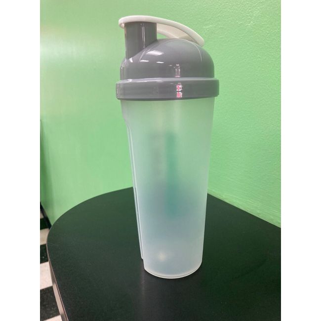 BlenderBottle Classic Shaker Bottle, 20 oz, Grey