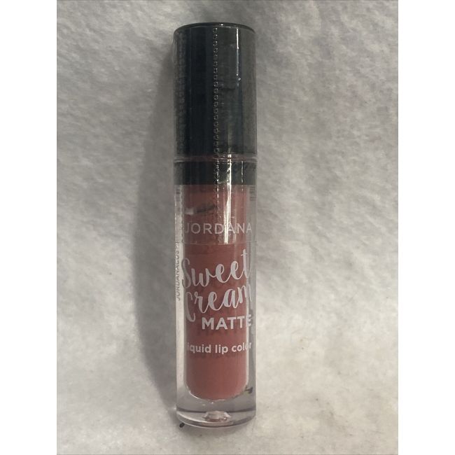 Jordana Sweet Cream Matte Liquid Lip Color 09 Rose Macaron