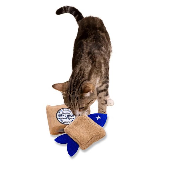 CROCHET KITTY Tuna Fish Sandwich with Catnip Crinkle Cat Toy Wrapped in Wax Paper – Organic Catnip-Filled Toy for Kicking, Chewing, and Play – 4x7 Inch Fish Toy for Cats and Kittens