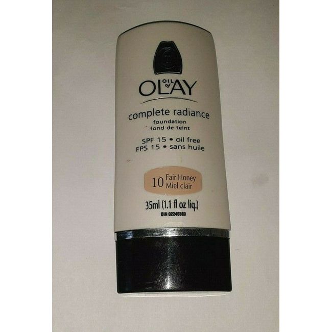 discontinued OIL OF OLAY COMPLETE RADIANCE liquid FOUNDATION 10 FAIR HONEY uns