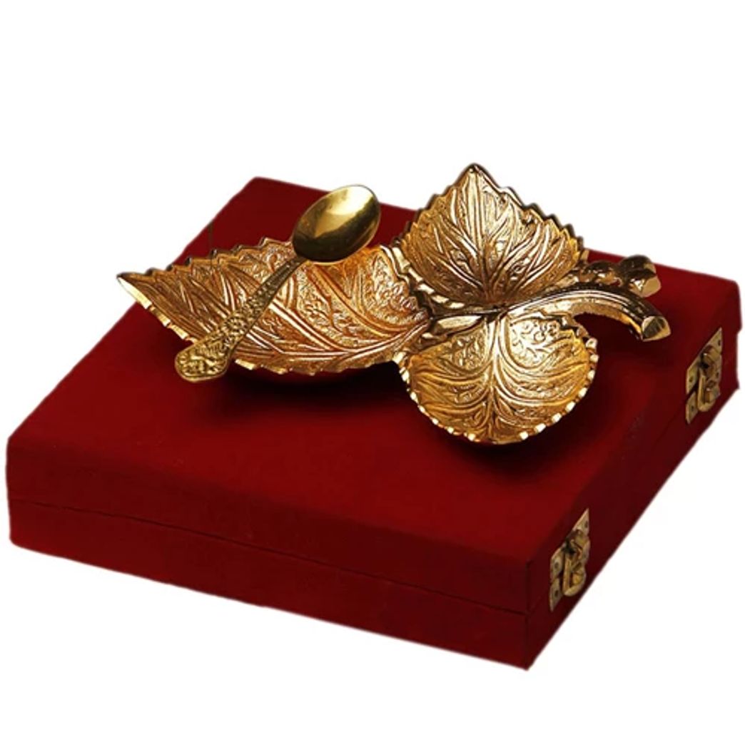 GOLD-PLATED-GRAPE-THREE-LEAF-PLATTER.png