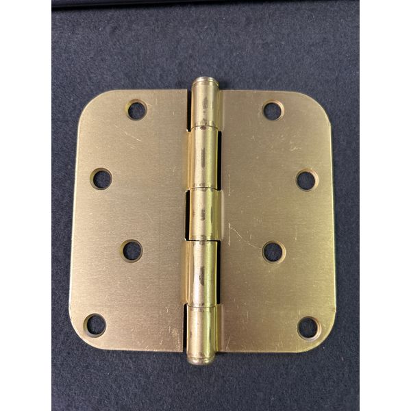 (Case Lot 40pcs) 4" Round Corner 5/8" Radius Hinge Satin Brass