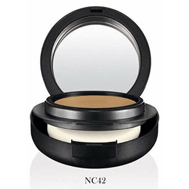 MAC 'Pro Longwear' SPF 20 Compact Foundation, NC42