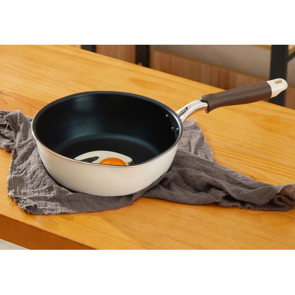 Lightweight Deep Frying Pan, 8.7 inches (22 cm), Compatible with Induction and Gas Blue Diamond Coated, Baking, Stir-fry