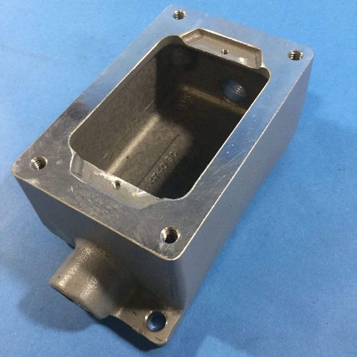 KILLARK SWB-4 1/2" HUB, FEEDTHRU, Splice Box, 1-G