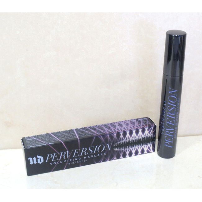 URBAN DECAY PERVERSION VOLUMIZING MASCARA - BIGGER BLACKER BADDER - 0.4 OZ