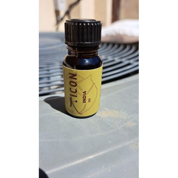 Icon India 0.34-ounce Hair Oil