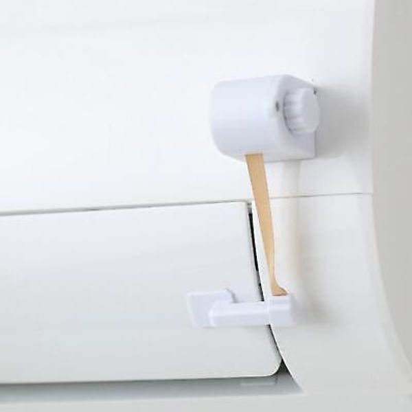 Air Conditioner Wind Direction Deflector Controller for Apartment Study Room