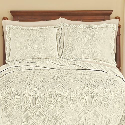 Collections Etc Luxe Textured Diamond Design Scalloped Edge Pillow Sham