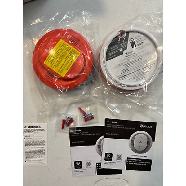 Kidde 2 pack 10-Year Worry-Free Smoke/Carbon Monoxide Detector, Voice Alarm