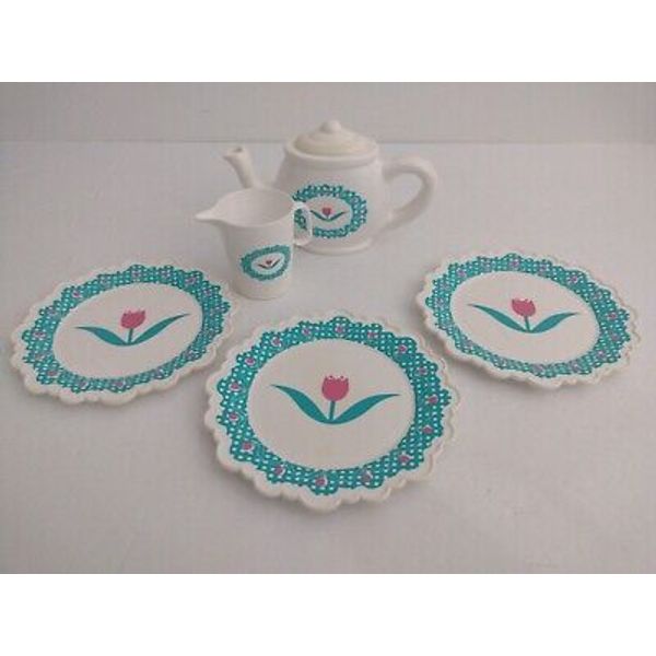 Child's  Tulip Design Plastic Dishes Replacement Pieces Teapot Plates & Pitcher