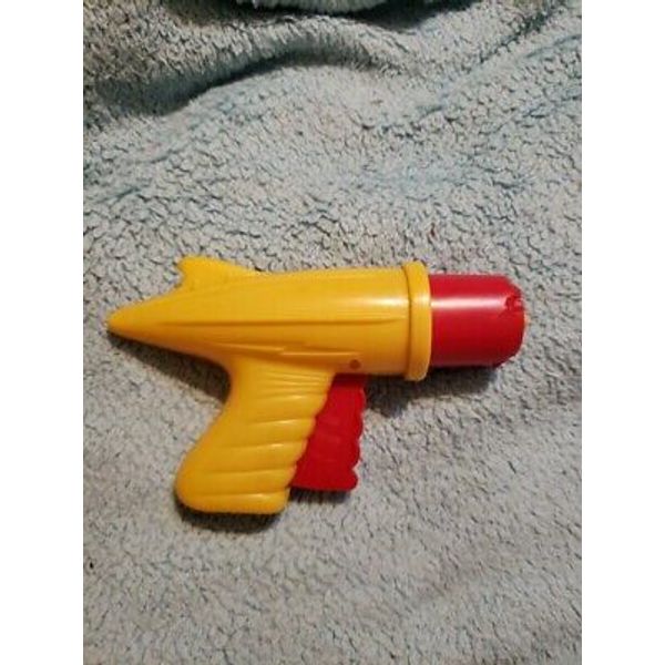 Park Plastics Vintage Space Ray Gun Flying Saucer Disc Launcher Red/Blue